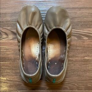 Tieks | taupe | size 8